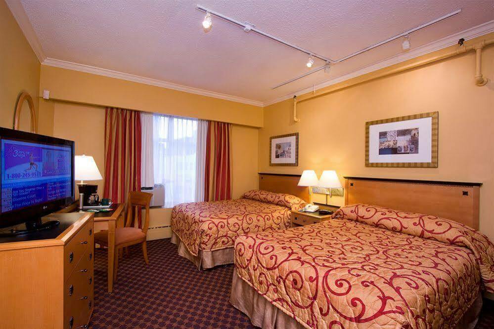 Howard Johnson By Wyndham Vancouver Downtown Eksteriør bilde
